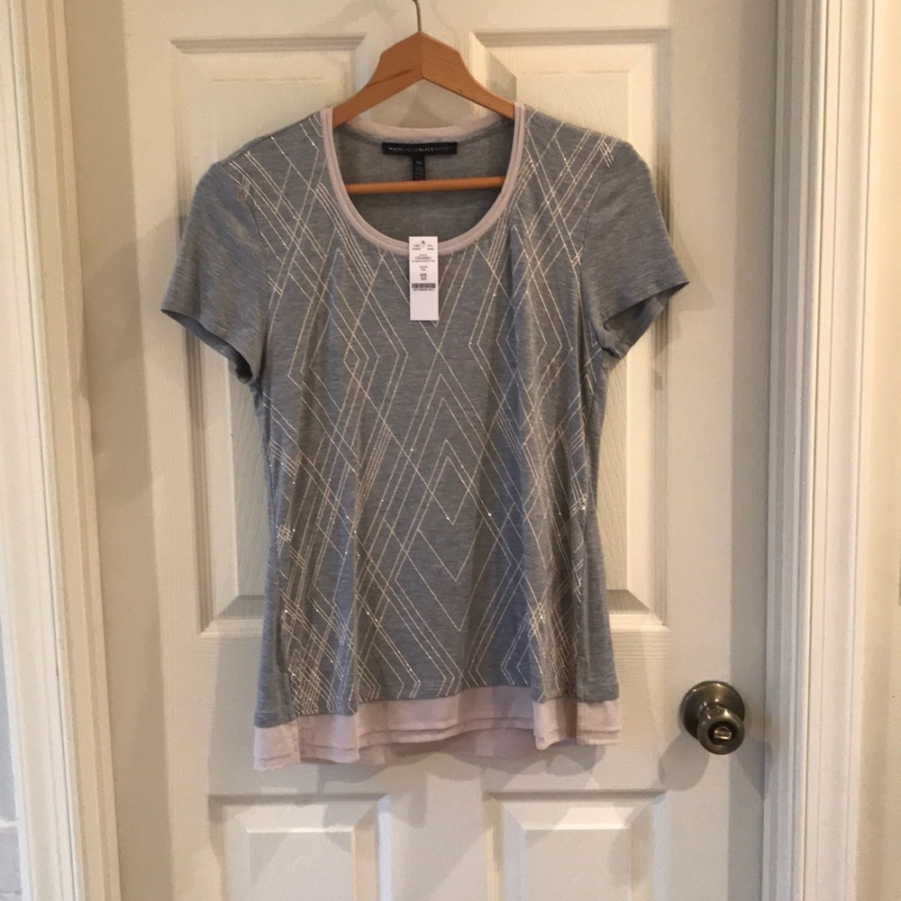 Tee shirt with pink accents